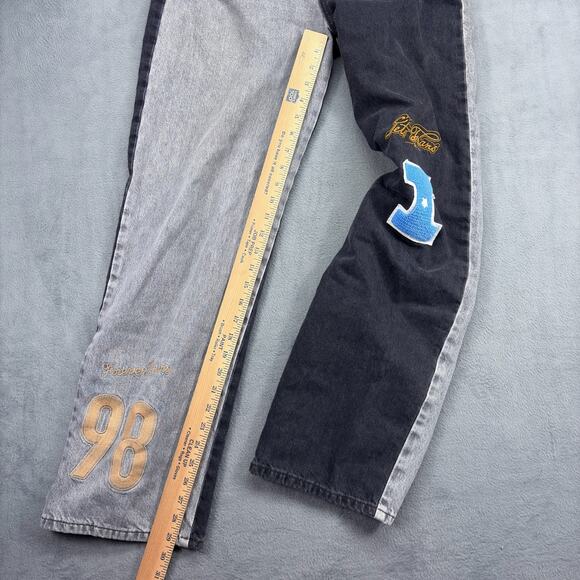 BDG Sustain Boyfriend Jean Women 29W Gray/Black Spliced Varsity Patch iets Frans - Picture 8 of 10